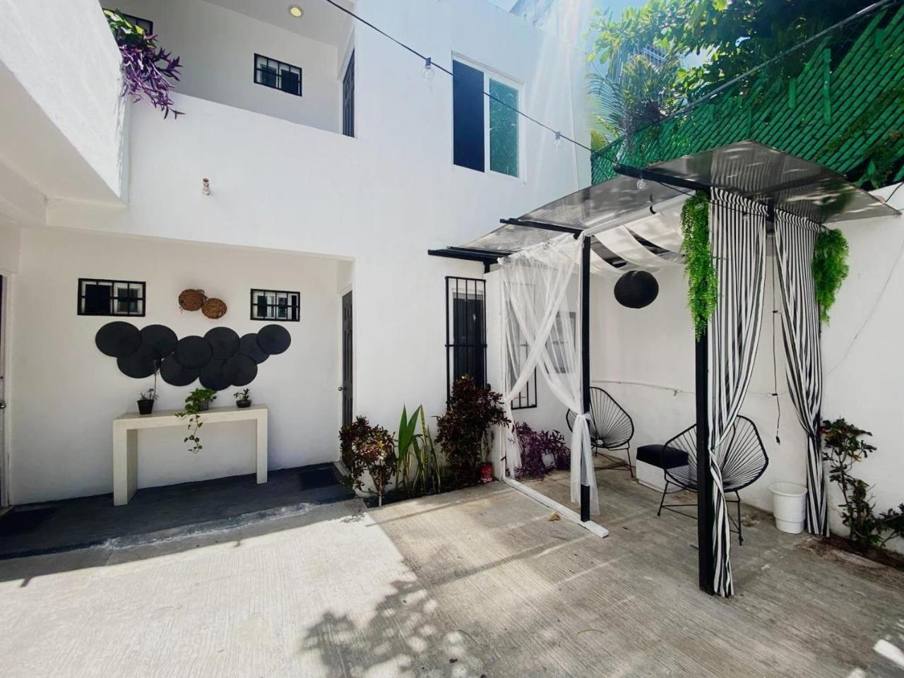 The Hostal Inn Playa del Carmen Exterior foto