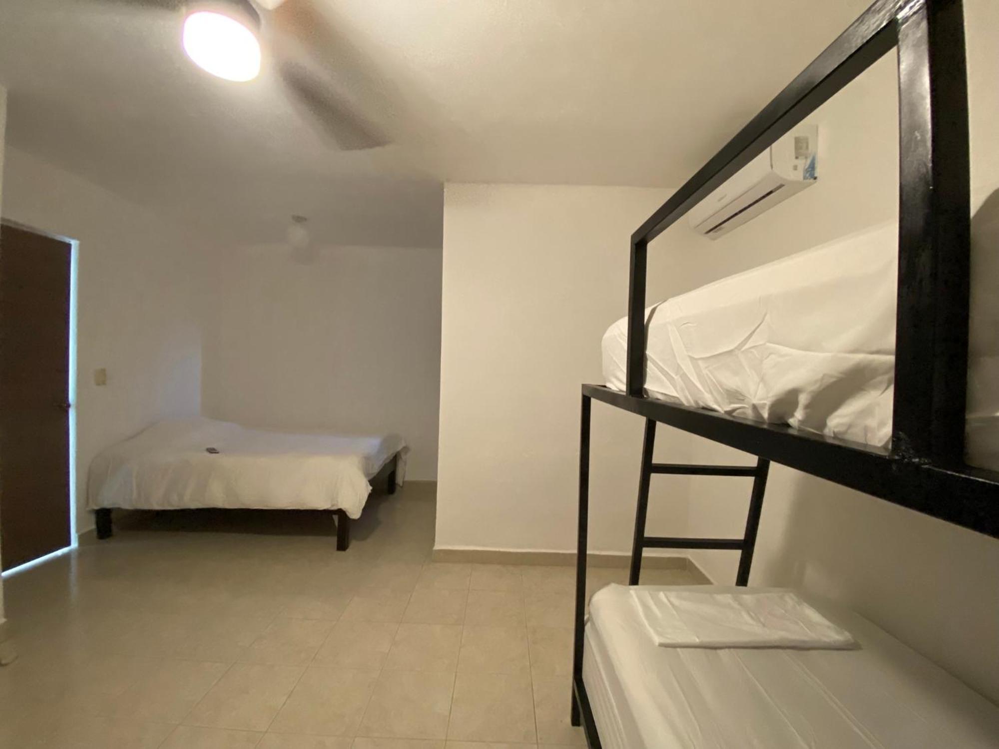 The Hostal Inn Playa del Carmen Exterior foto